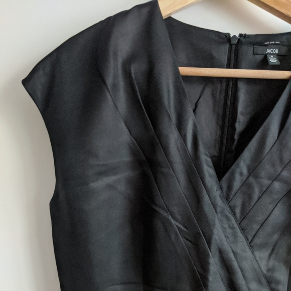 Silk wrap black dress - Picture 3 of 5